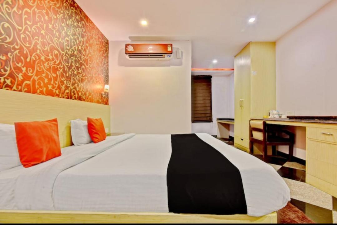 Citi Club Hotel Kanpur Ngoại thất bức ảnh