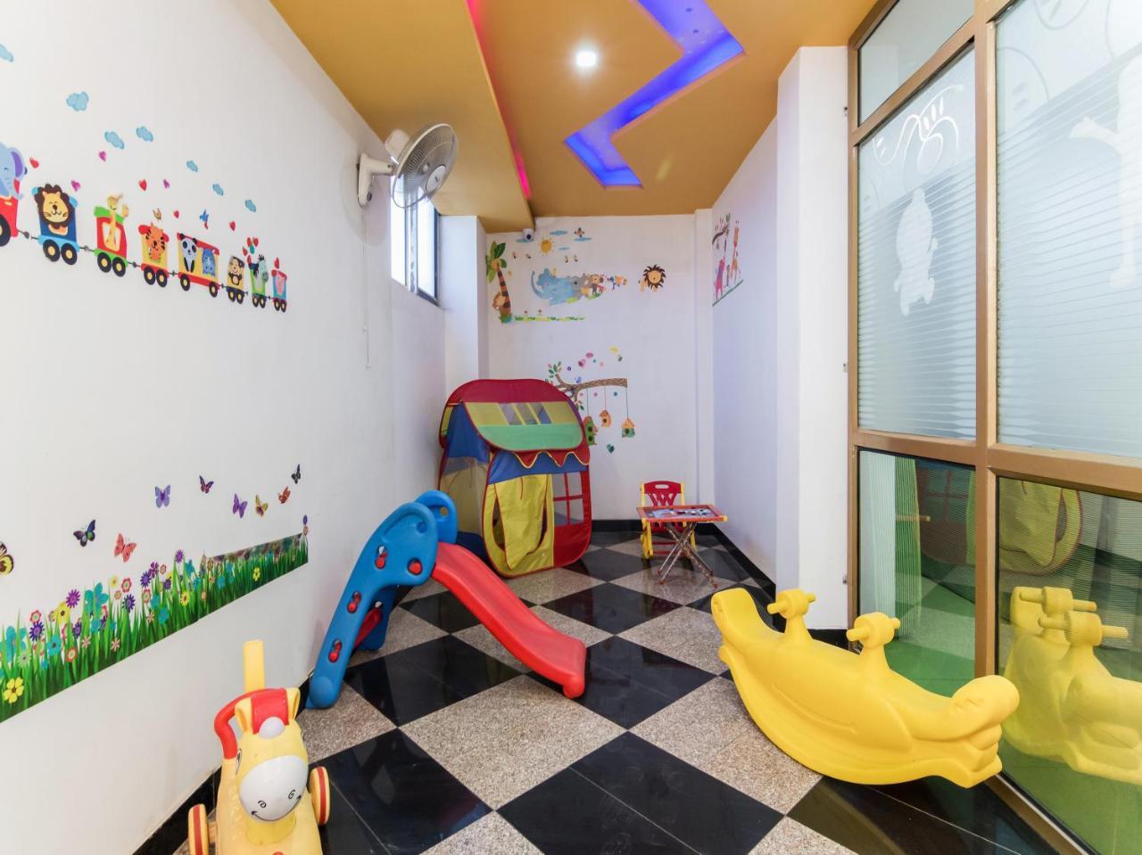 Citi Club Hotel Kanpur Ngoại thất bức ảnh