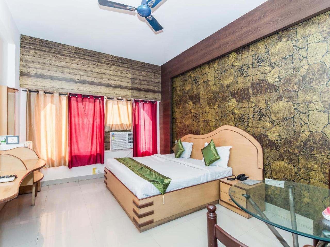 Citi Club Hotel Kanpur Ngoại thất bức ảnh