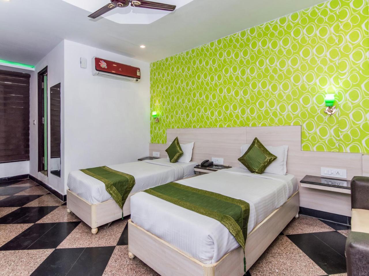 Citi Club Hotel Kanpur Ngoại thất bức ảnh