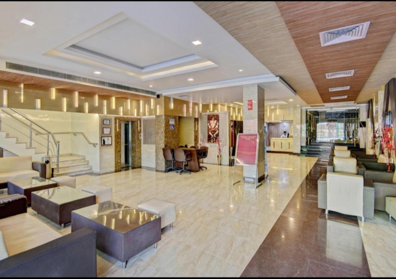 Citi Club Hotel Kanpur Ngoại thất bức ảnh