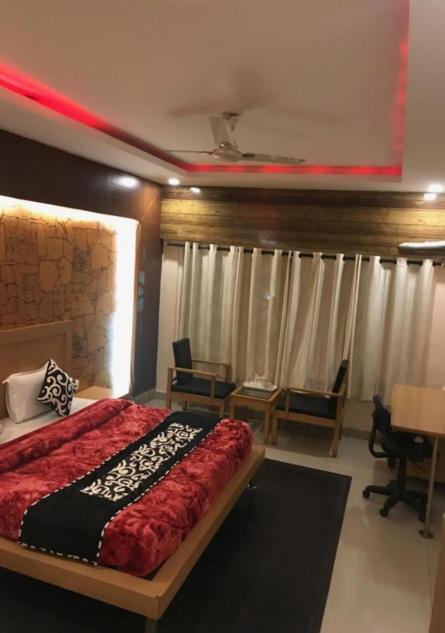 Citi Club Hotel Kanpur Ngoại thất bức ảnh